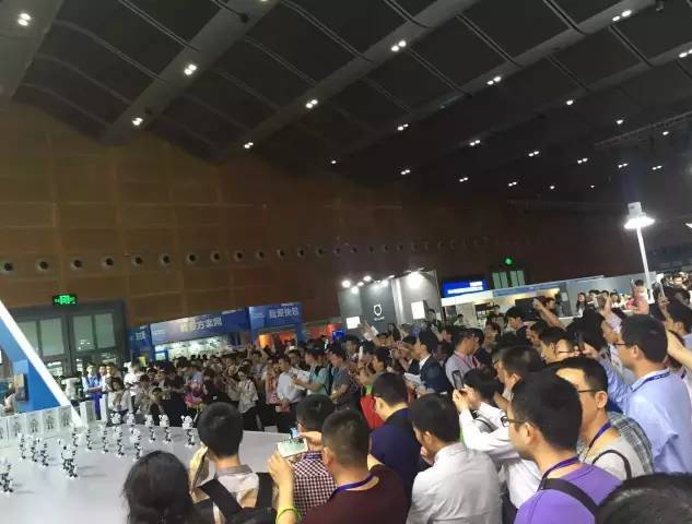 moore8活动海报-【展会】2017 第三届深圳国际机器人与智能系统博览会诚邀您开启智能时代